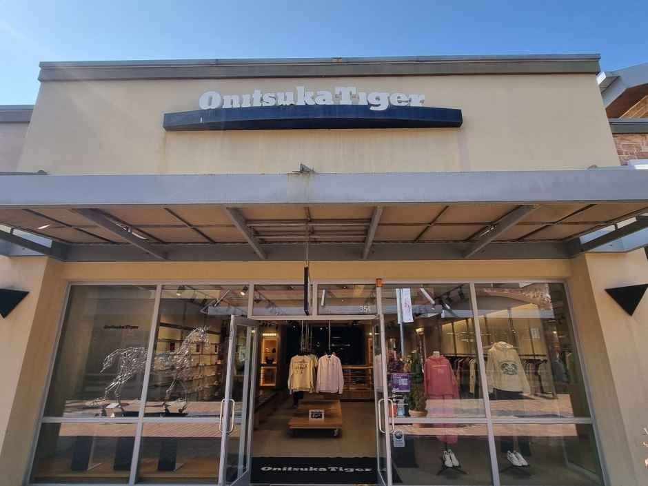 Onitsuka Tiger – Shinsegae Simon Premium Outlets Yeoju Branch [Tax Refund Shop](오니츠카타이거 신세계사이먼프리미엄아울렛 여주점)