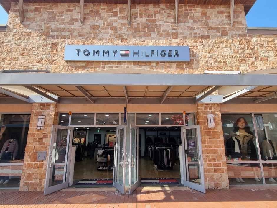 The Handsome Tommy Hilfiger – Shinsegae Simon Premium Outlets Yeoju Branch [Tax Refund Shop](타미힐피거 신세계사이먼프리미엄아울렛 여주점)