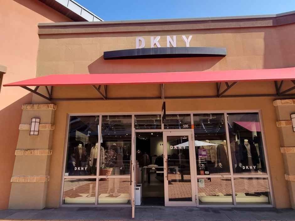 The Handsome Dkny – Shinsegae Simon Premium Outlets Yeoju Branch [Tax Refund Shop](DKNY 신세계사이먼프리미엄아울렛 여주점)
