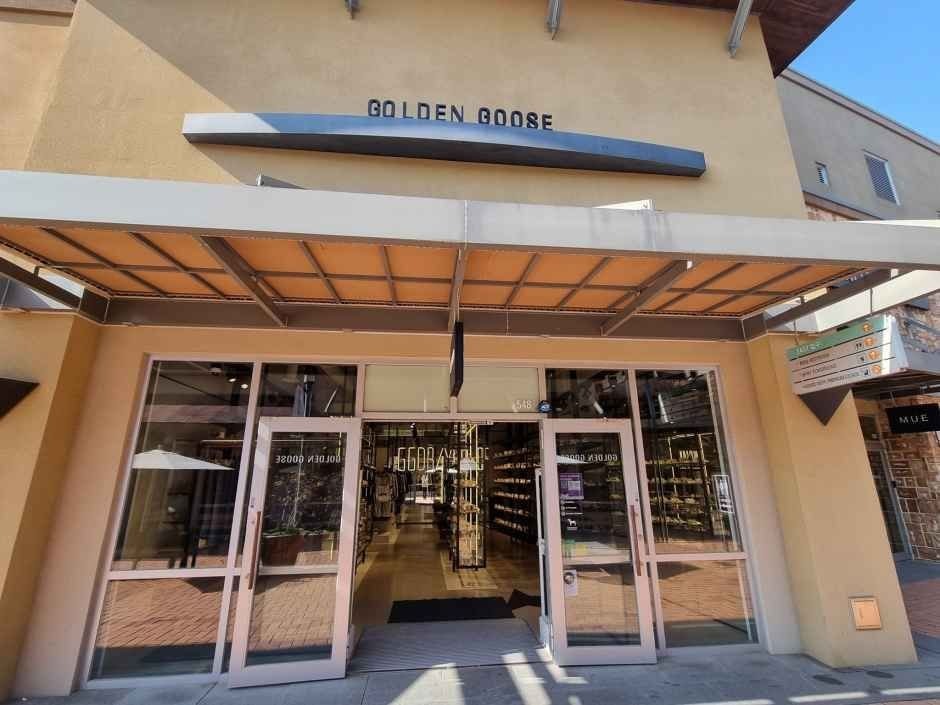 Golden Goose – Shinsegae Simon Premium Outlets Yeoju Branch [Tax Refund Shop](골든구스 신세계사이먼프리미엄아울렛 여주점)