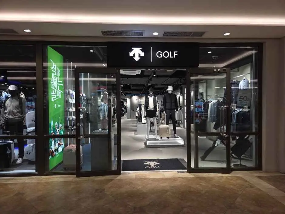 DESCENTE GOLF Shinsegae Simon Premium Outlets Paju Branch [Tax Refund Shop](데상트골프 신세계사이먼프리미엄아울렛 파주점)