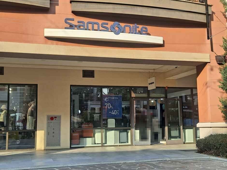 Samsonite – Shinsegae Simon Premium Outlets Paju Branch [Tax Refund Shop](쌤소나이트 신세계사이먼프리미엄아울렛 파주점)