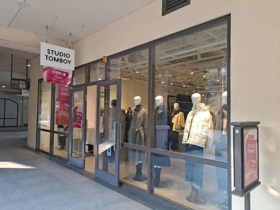 Studio Tomboy – Shinsegae Simon Premium Outlets Paju Branch [Tax Refund Shop](스튜디오톰보이 신세계사이먼프리미엄아울렛 파주점)