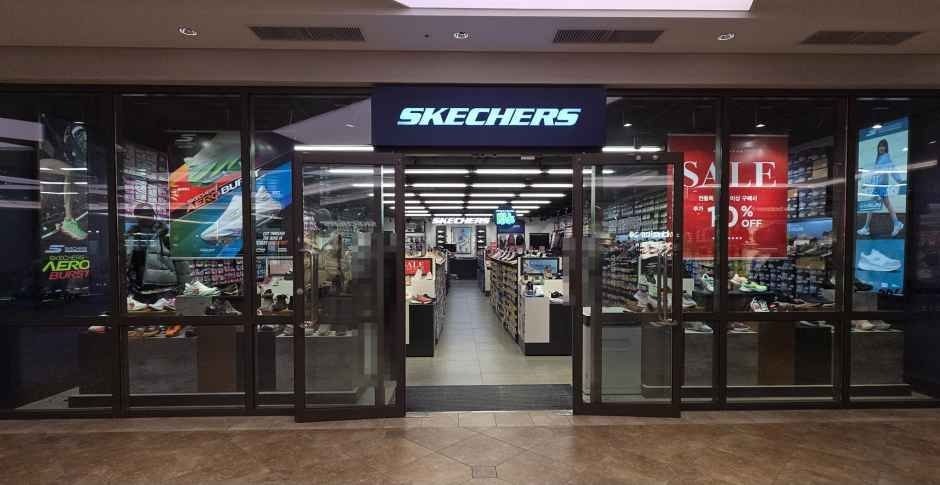 SKECHERS – Shinsegae Simon Premium Outlets Paju Branch [Tax Refund Shop](스케쳐스 신세계사이먼프리미엄아울렛 파주점)