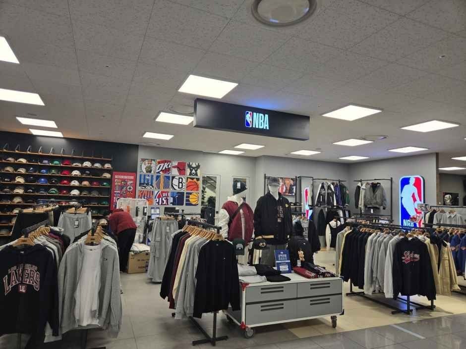 NBA – Lotte Outlet Guri Branch [Tax Refund Shop](NBA 롯데아울렛 구리점)