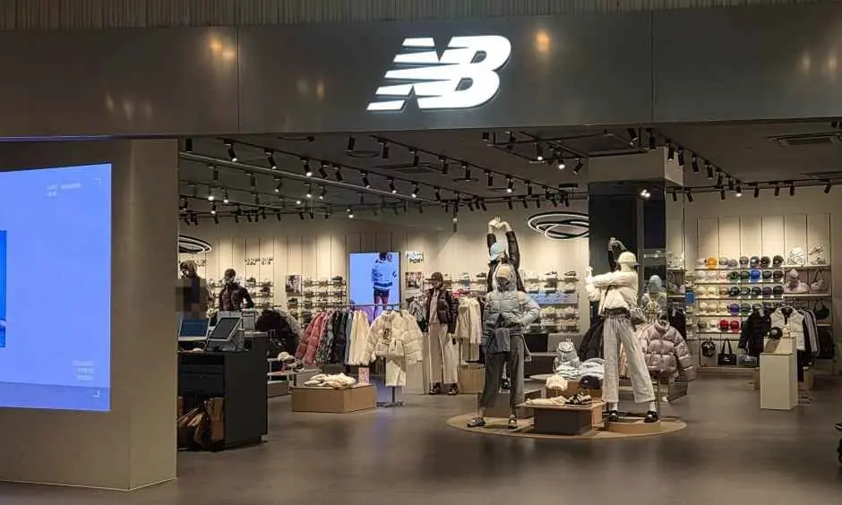 New Balance LF Square Incheon Branch [Tax Refund Shop](뉴발란스 LF스퀘어 인천점)