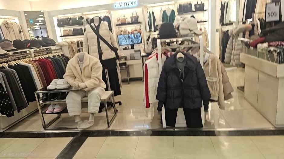 Fantom – Newcore Outlet Sanbon Branch [Tax Refund Shop](팬텀 뉴코아아울렛 산본점)