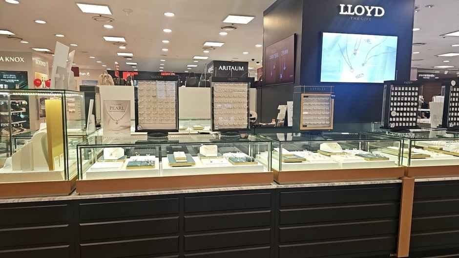 Lloyd – Newcore Outlet Sanbon Branch [Tax Refund Shop](로이드 뉴코아아울렛 산본점)