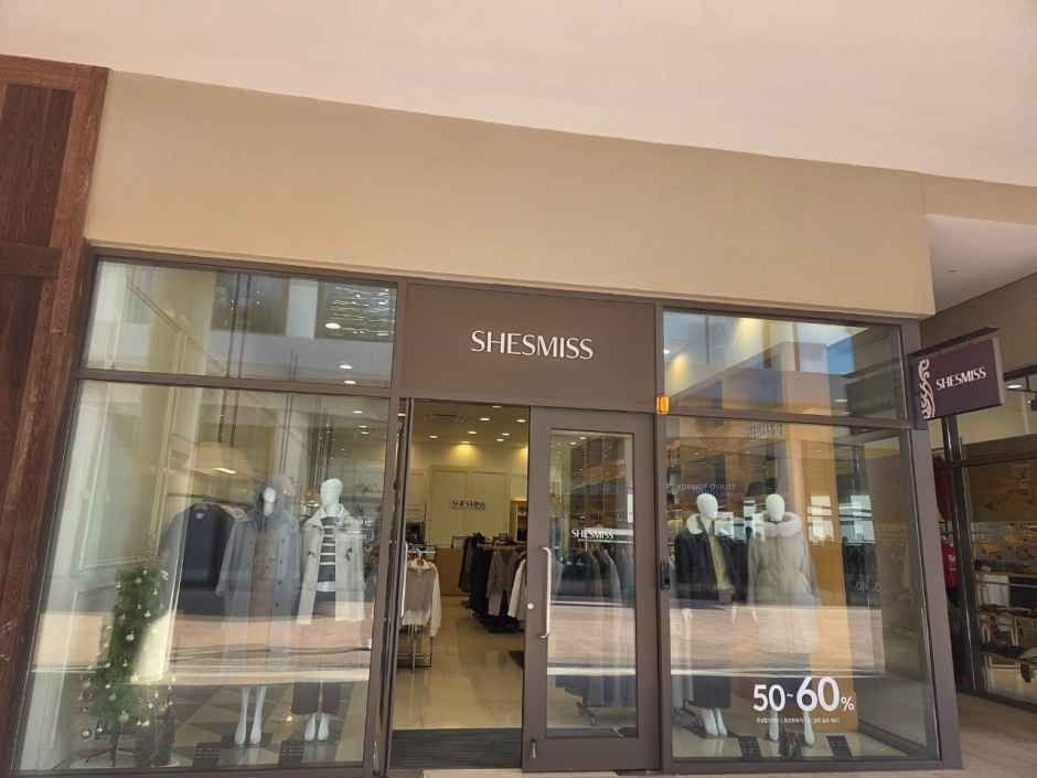 Shesmiss – Lotte Outlets Buyeo Branch [Tax Refund Shop](쉬즈미스 롯데아울렛 부여점)