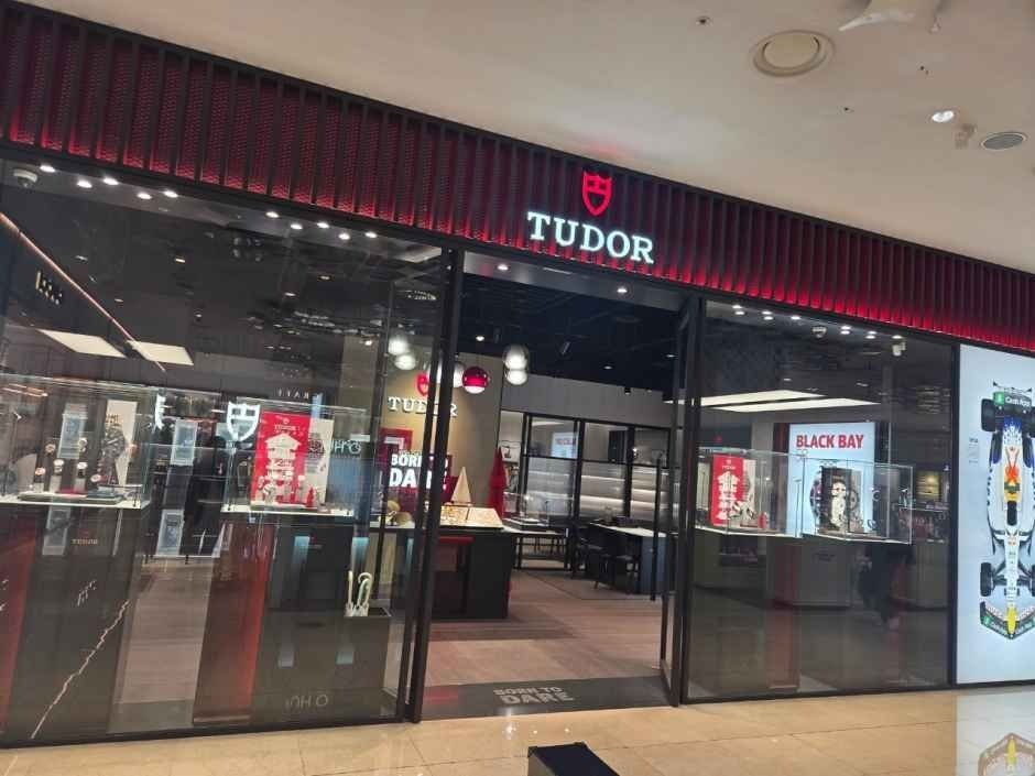 TUDOR – Galleria Department Store Timeworld Branch [Tax Refund Shop] (튜더 갤러리아백화점 타임월드점)