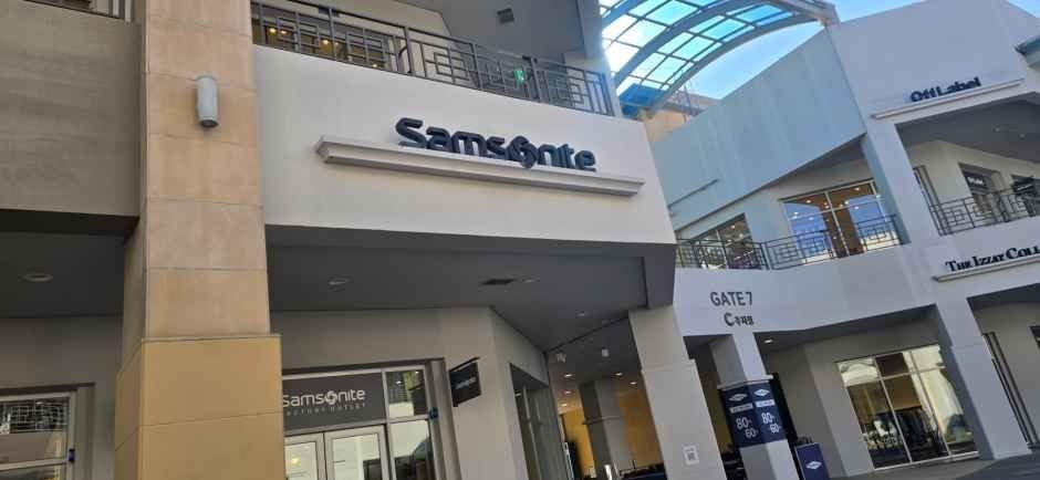 Samsonite – Lotte Premium Outlets Gimhae Branch [Tax Refund Shop](쌤소나이트 롯데프리미엄아울렛 김해점)