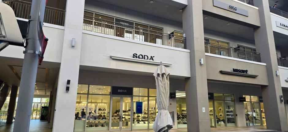 Soda – Lotte Premium Outlets Gimhae Branch [Tax Refund Shop](소다 롯데프리미엄아울렛 김해점)