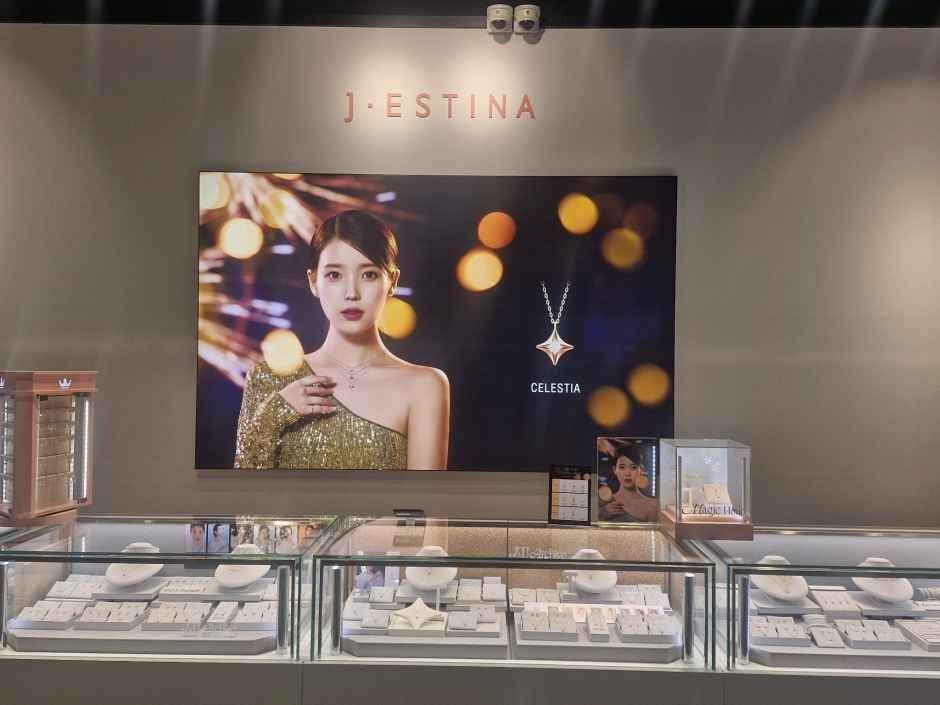J.Estina – Hyundai Premium Outlets LOTTE Department Store Gimpo Airport Branch [Tax Refund Shop](제이에스티나 현대프리미엄아울렛 김포점)