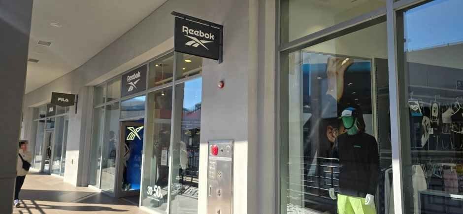 Reebok – Lotte Premium Outlets Gimhae Branch [Tax Refund Shop](리복 롯데프리미엄아울렛 김해점)