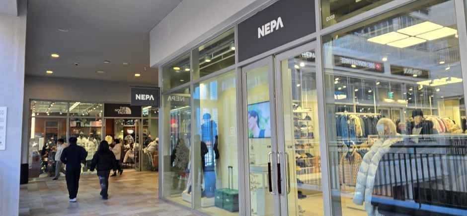 Nepa – Lotte Premium Outlets Gimhae Branch [Tax Refund Shop](네파 롯데프리미엄아울렛 김해점)