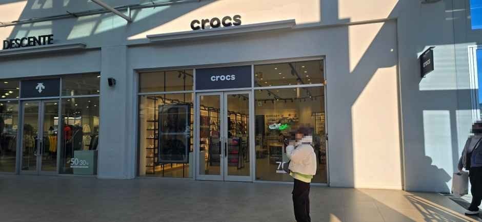 Crocs – LOTTE Premium Outlets Gimhae Branch [Tax Refund Shop](크록스 롯데프리미엄아울렛 김해점)