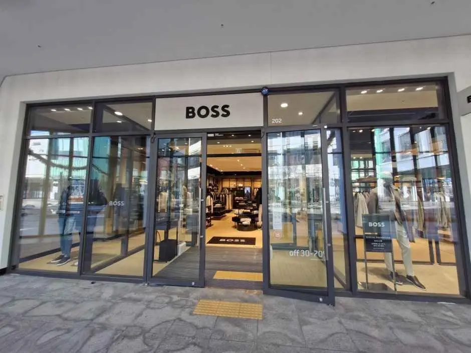 Hugo Boss – Hyundai Premium Outlets LOTTE Department Store Gimpo Airport Branch [Tax Refund Shop](휴고보스 현대프리미엄아울렛 김포점)
