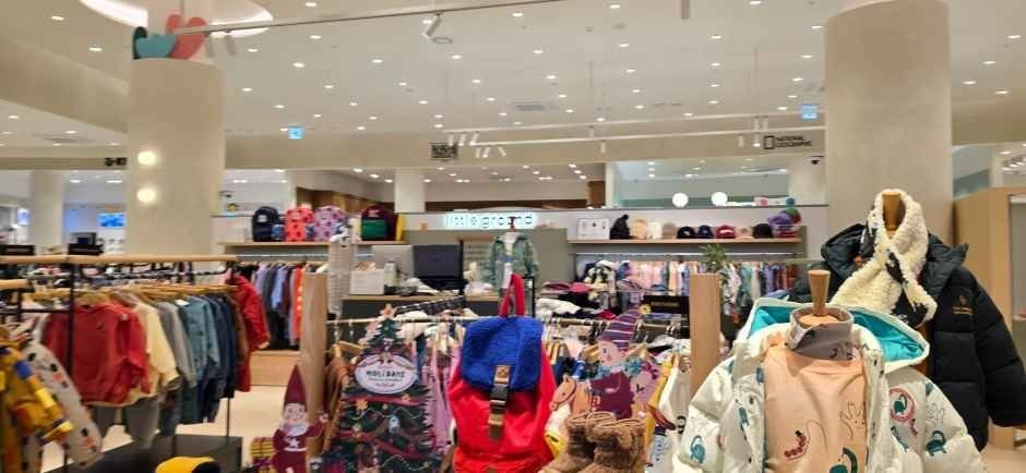 Little Ground – Lotte Premium Outlets Gimhae Branch [Tax Refund Shop](리틀그라운드 롯데프리미엄아울렛 김해점)