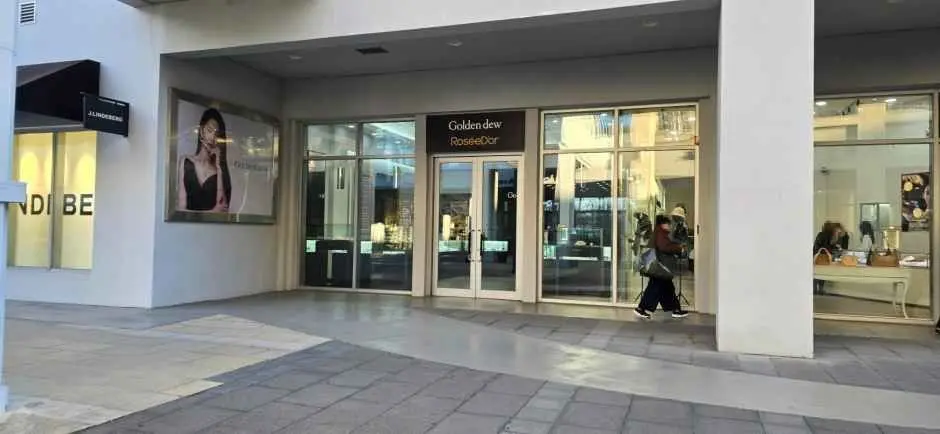 Golden Dew – Lotte Premium Outlets Gimhae Branch [Tax Refund Shop](골든듀 롯데프리미엄아울렛 김해점)