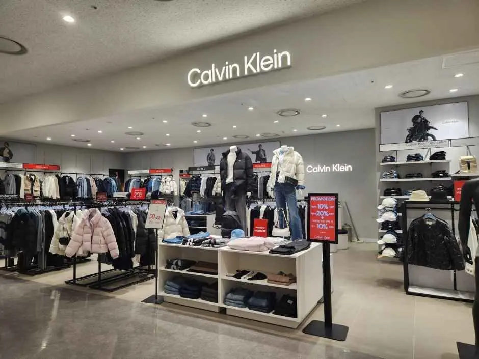 Calvin Klein Jean – LOTTE Mall Gwanggyo Branch [Tax Refund Shop](캘빈클라인 진 롯데몰 광교점)