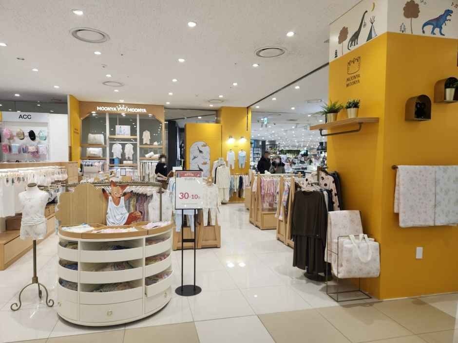 Moonya Moonya – LOTTE Mall Gwanggyo Branch [Tax Refund Shop](무냐무냐 롯데몰 광교점)