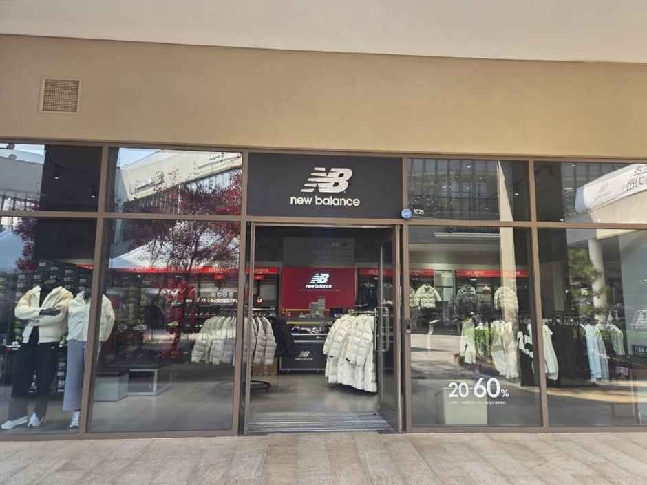 New Balance – Lotte Outlets Buyeo Branch [Tax Refund Shop](뉴발란스 롯데아울렛 부여점)