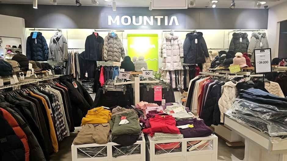 Mountia – Newcore Outlet Sanbon Branch [Tax Refund Shop](마운티아 뉴코아아울렛 산본점)