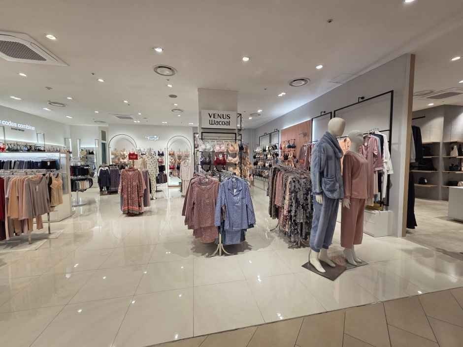 Venus LOTTE Premium Outlets Paju Branch [Tax Refund Shop](비너스 롯데프리미엄아울렛 파주점)