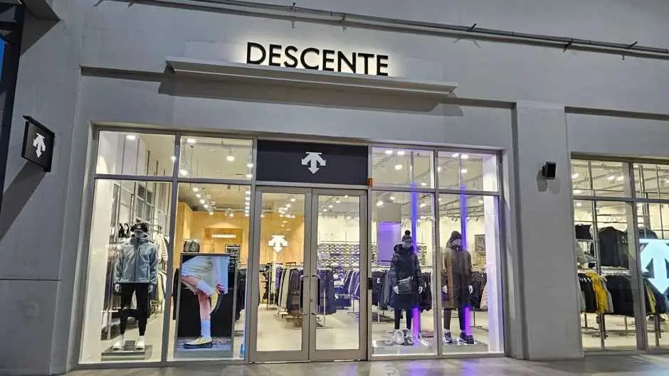 Descente – LOTTE Premium Outlets Gimhae Branch [Tax Refund Shop](데상트 롯데프리미엄아울렛 김해점)