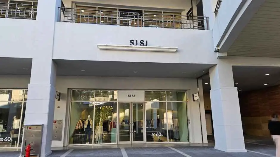 SJSJ – LOTTE Premium Outlets Gimhae Branch [Tax Refund Shop](SJSJ 롯데프리미엄아울렛 김해점)