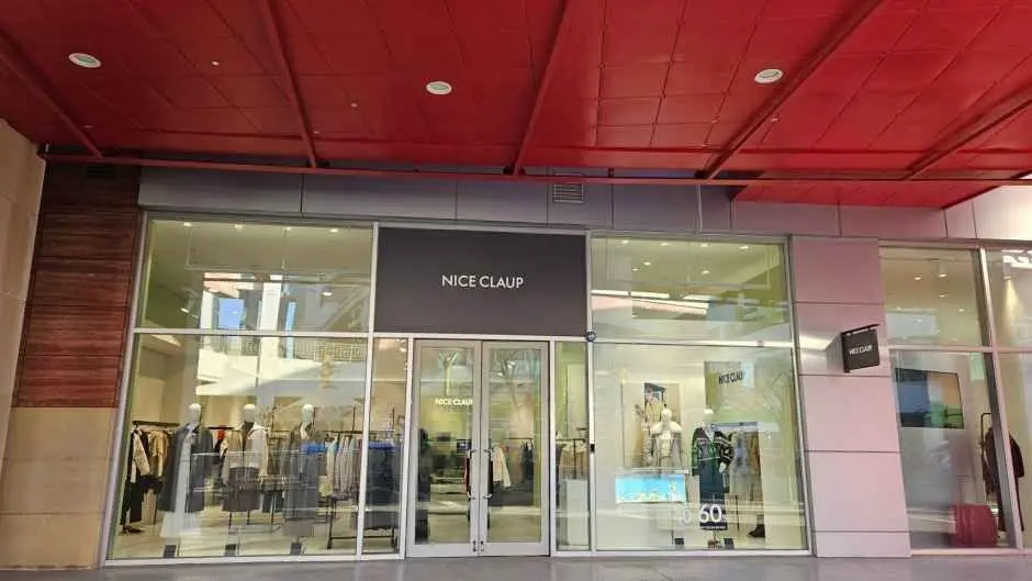 Nice Claup – LOTTE Premium Outlets Gimhae Branch [Tax Refund Shop](나이스클랍 롯데프리미엄아울렛 김해점)