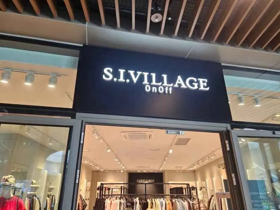 S.I.Village – Shinsegae Simon Premium Outlet Jeju Branch [Tax Refund Shop] (SI빌리지 신세계사이먼프리미엄아울렛 제주점)