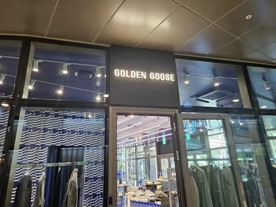 Golden Goose – Shinsegae Simon Premium Outlet Jeju Branch [Tax Refund Shop] (골든구스 신세계사이먼프리미엄아울렛 제주점)