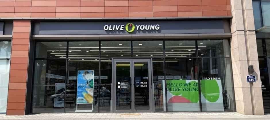 Olive Young – Suwon L’FORT MALL Branch [Tax Refund Shop](올리브영 수원엘포트몰점)