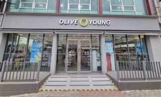 Olive Young – Gyeongbuk Yeongju Station Branch [Tax Refund Shop](올리브영 경북영주역점)