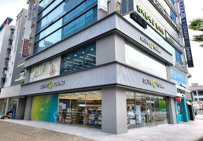 Olive Young – Gwangju Suwan Branch [Tax Refund Shop] (올리브영 광주수완점)