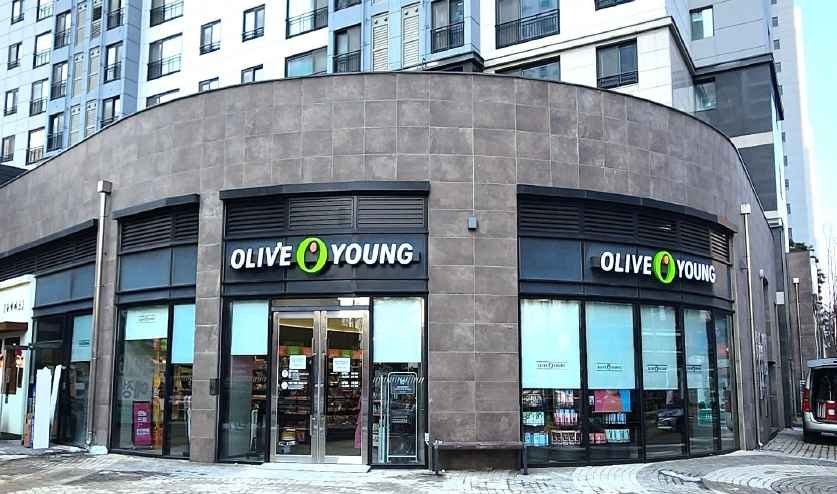 Olive Young – Cheonan Sinbuldang Branch [Tax Refund Shop](올리브영 천안신불당점)