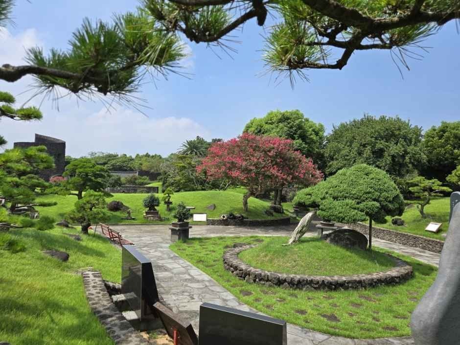 Spirited Garden (생각하는 정원)