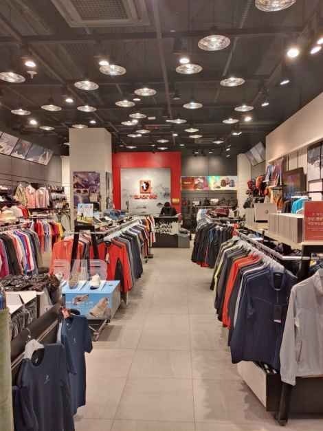Black Yak – Lotte Outlets Buyeo Branch [Tax Refund Shop](블랙야크 롯데아울렛 부여점)