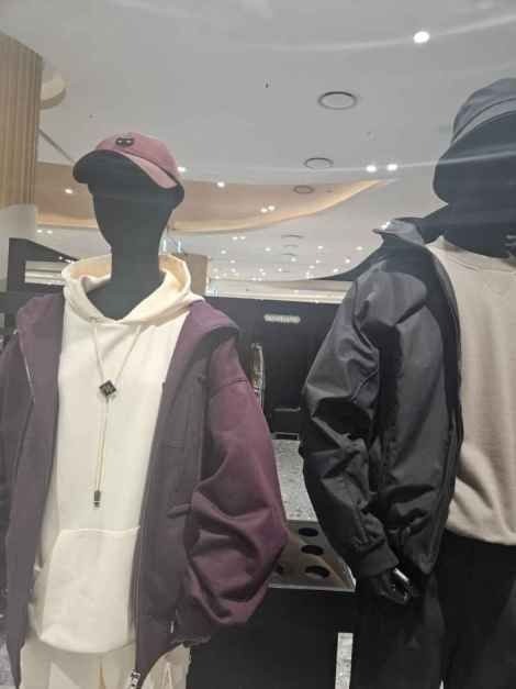 Songzio – Shinsegae Simon Premium Outlet Jeju Branch [Tax Refund Shop] (송지오 신세계사이먼프리미엄 아울렛 제주점)