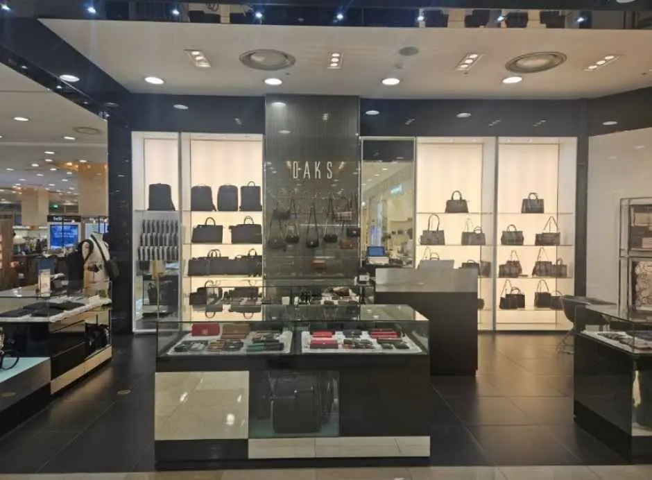 Daks Acc – LOTTE Department Store Sangin Branch [Tax Refund Shop] (닥스ACC 롯데백화점 상인점)