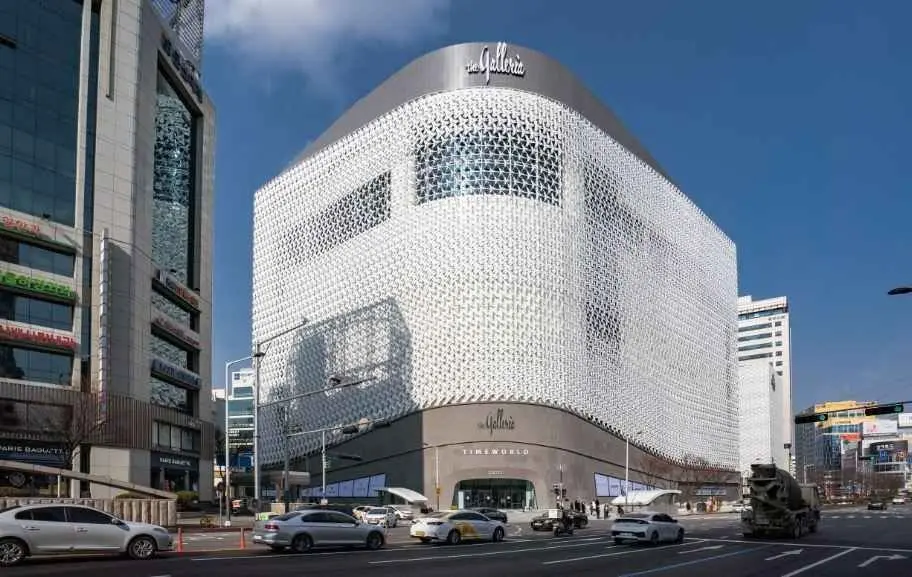 SI Chloé – Galleria Department Store Timeworld Branch [Tax Refund Shop] (끌로에 갤러리아백화점 타임월드점)