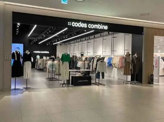 Codes Combine – Hyundai Premium Outlets Daejeon Branch [Tax Refund Shop] (코데즈컴바인 현대프리미엄아울렛 대전점)