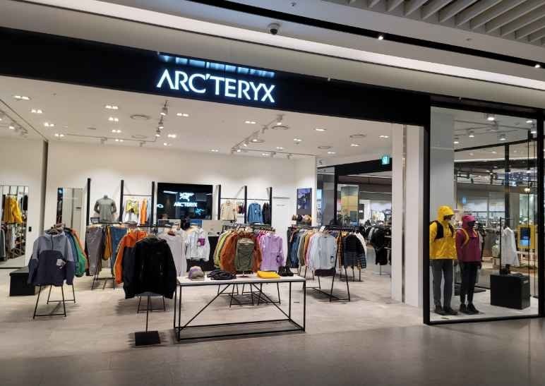 Arc’teryx – Hyundai Premium Outlets s Songdo Branch [Tax Refund Shop] (아크테릭스 현대프리미엄아울렛 송도점)