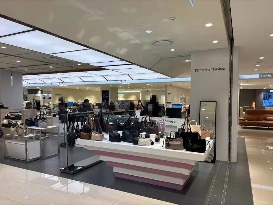 Samantha Thavasa – LOTTE Department Store Busan Main Branch [Tax Refund Shop] (사만사타바사 롯데백화점 부산본점)