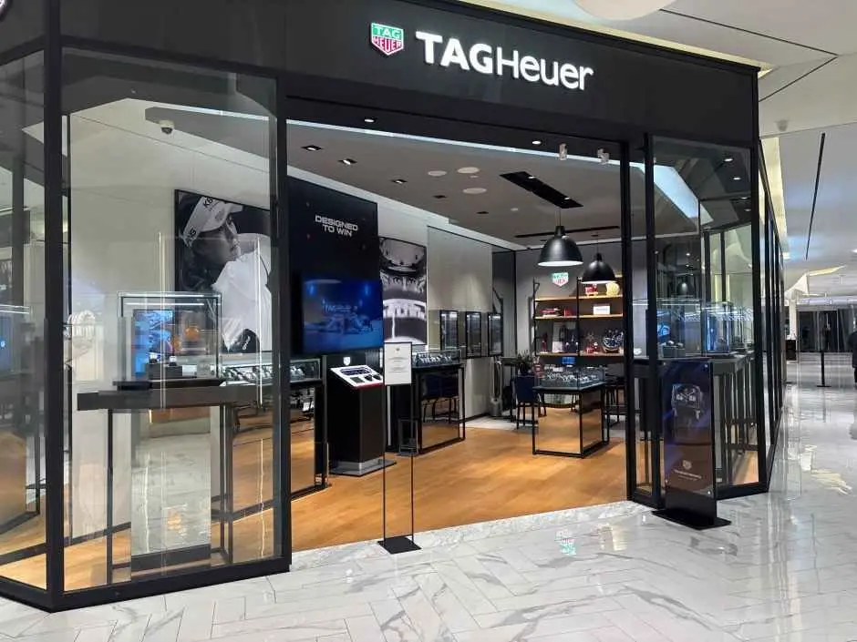 TAG Heuer LOTTE Department Store Busan Main Branch [Tax Refund Shop](태그호이어 롯데백화점 부산본점)