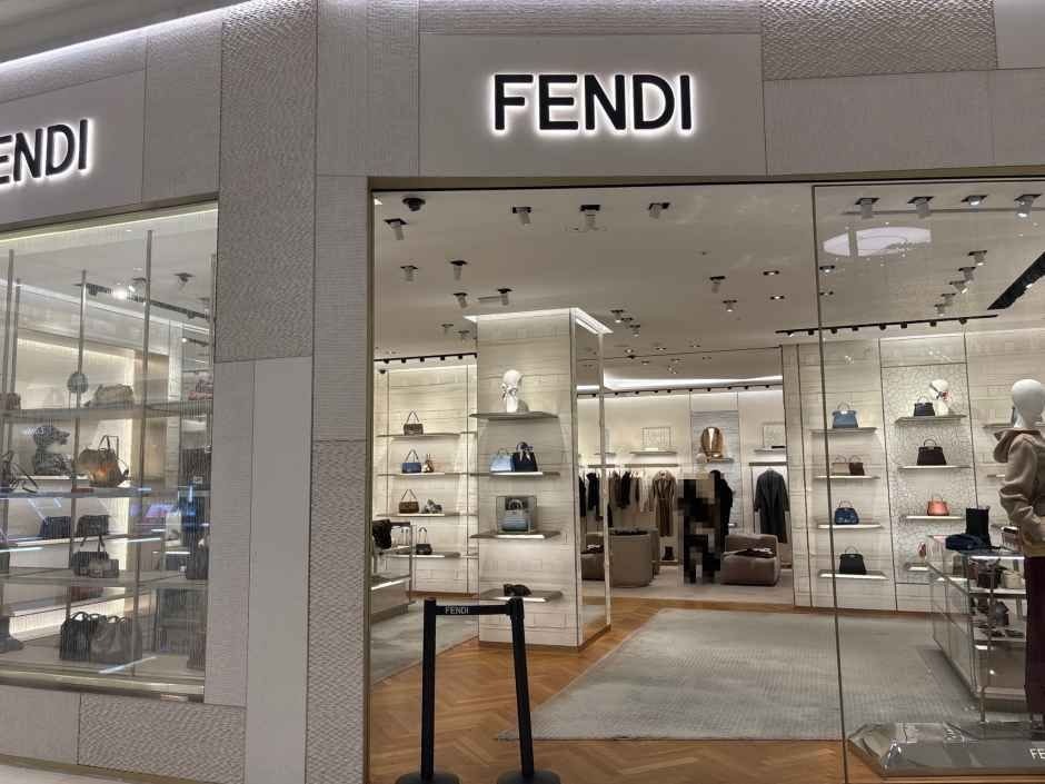 Fendi – Shinsegae Department Store Centum City Branch [Tax Refund Shop] (펜디 신세계백화점 센텀시티점)
