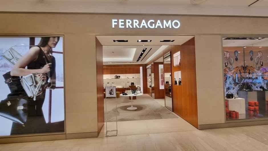 Ferragamo – Hyundai Department Store Ulsan Branch [Tax Refund Shop](페라가모 현대백화점 울산점)