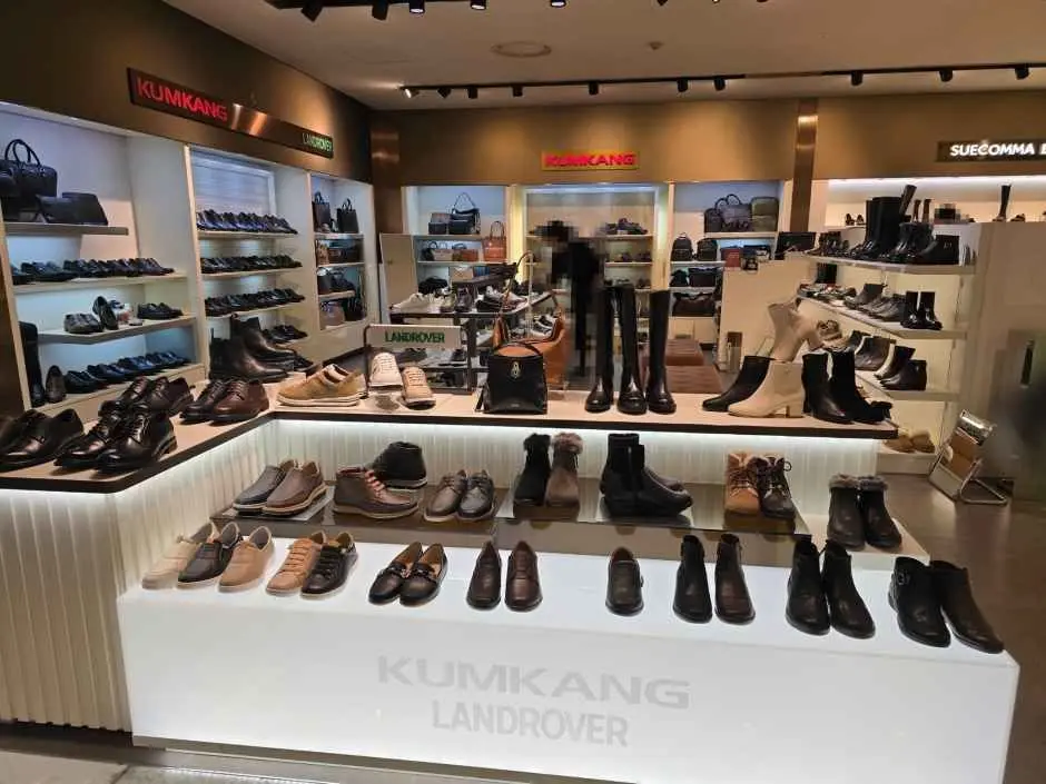 KUMKANG Shoes Hyundai Department Store Ulsan Branch [Tax Refund Shop](금강제화 현대백화점 울산점)