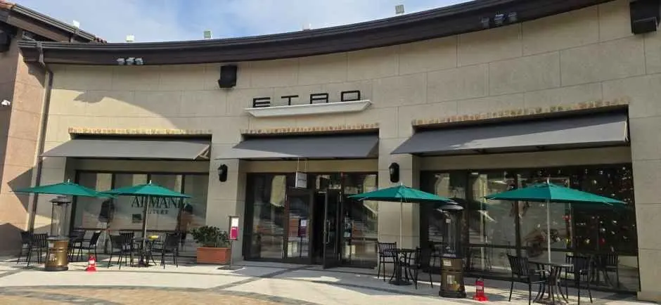 Etro – Shinsegae Simon Premium Outlet Busan Branch [Tax Refund Shop] (에트로 신세계사이먼프리미엄아울렛 부산점)